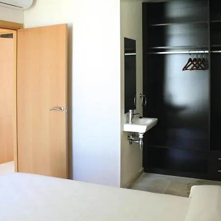In La Escala With Air Conditioning *